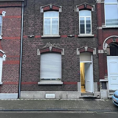 Grande Maison Avec Plusieurs Chambres A Louer Liege Luaran gambar