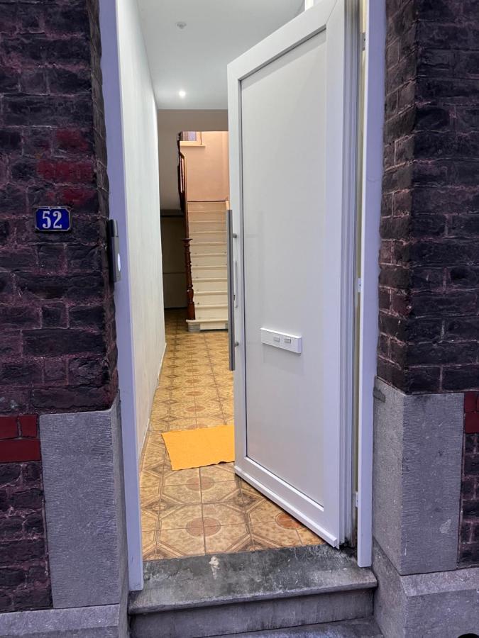 Grande Maison Avec Plusieurs Chambres A Louer Liege Luaran gambar